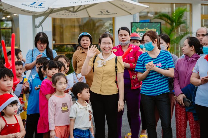GiÁng Sinh An LÀnh Ấm Áp YÊu ThƯƠng