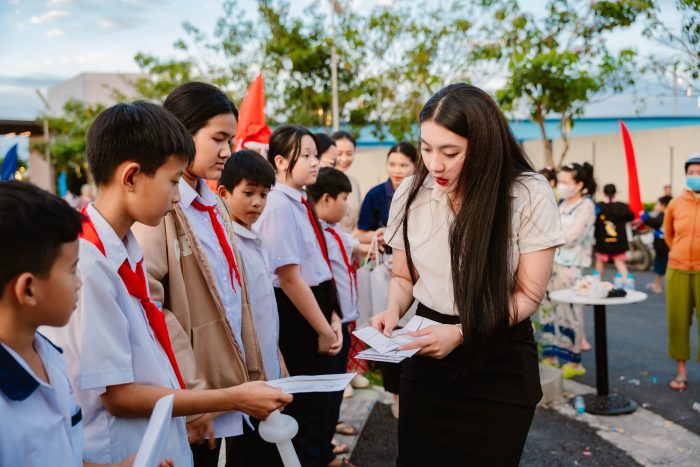 GiÁng Sinh An LÀnh Ấm Áp YÊu ThƯƠng